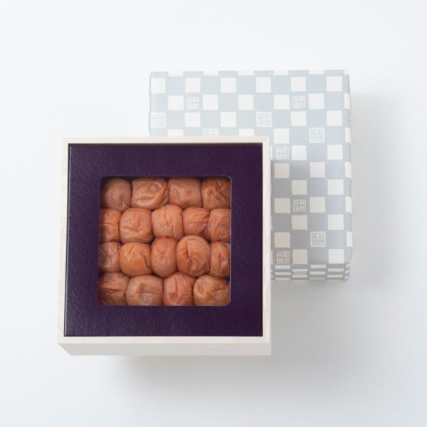 弔事用　紀州南高梅 うす塩味梅干 木箱 800g　石神邑オンラインショップ